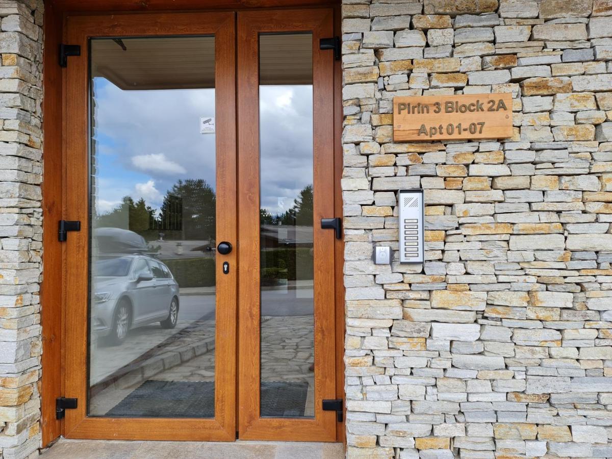 Pirin Golf Apartment Home With Private Garden Bansko Zewnętrze zdjęcie