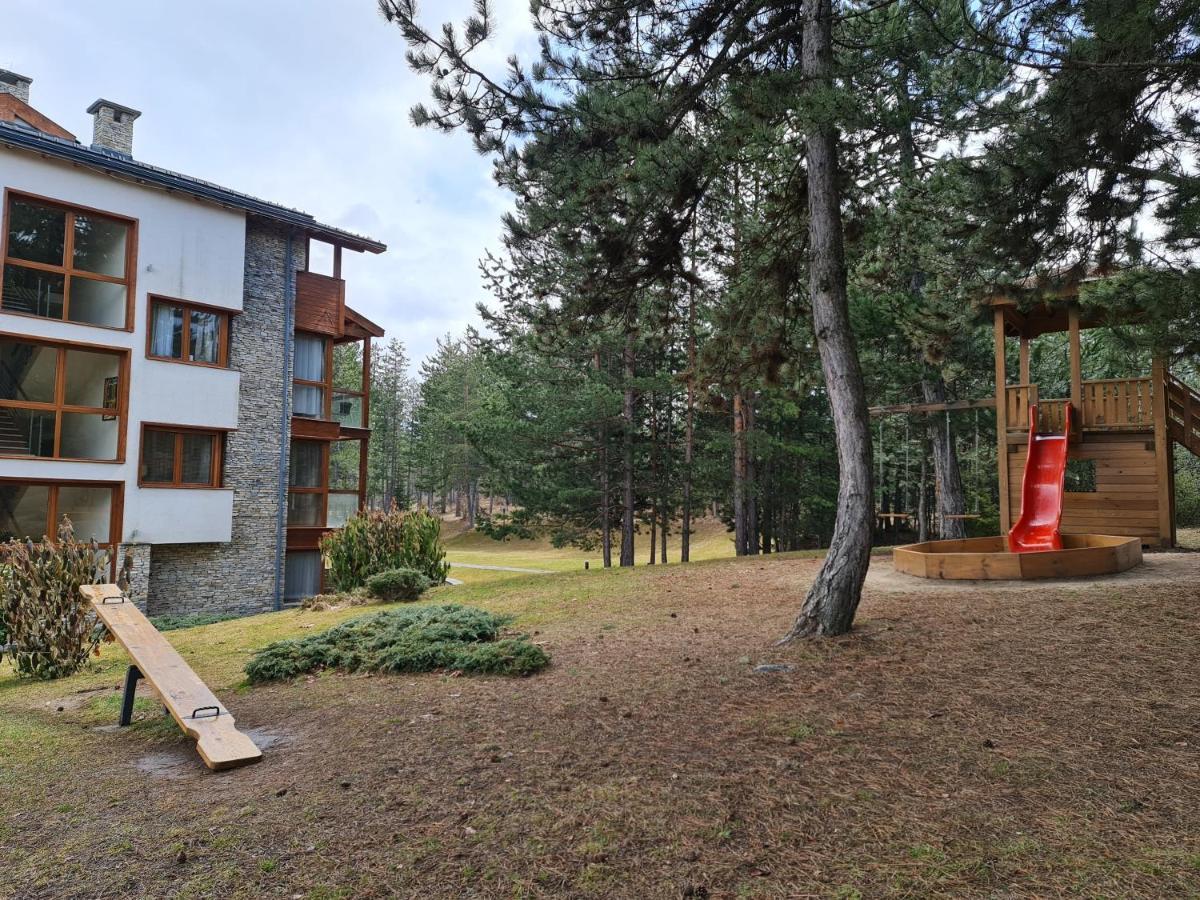 Pirin Golf Apartment Home With Private Garden Bansko Zewnętrze zdjęcie