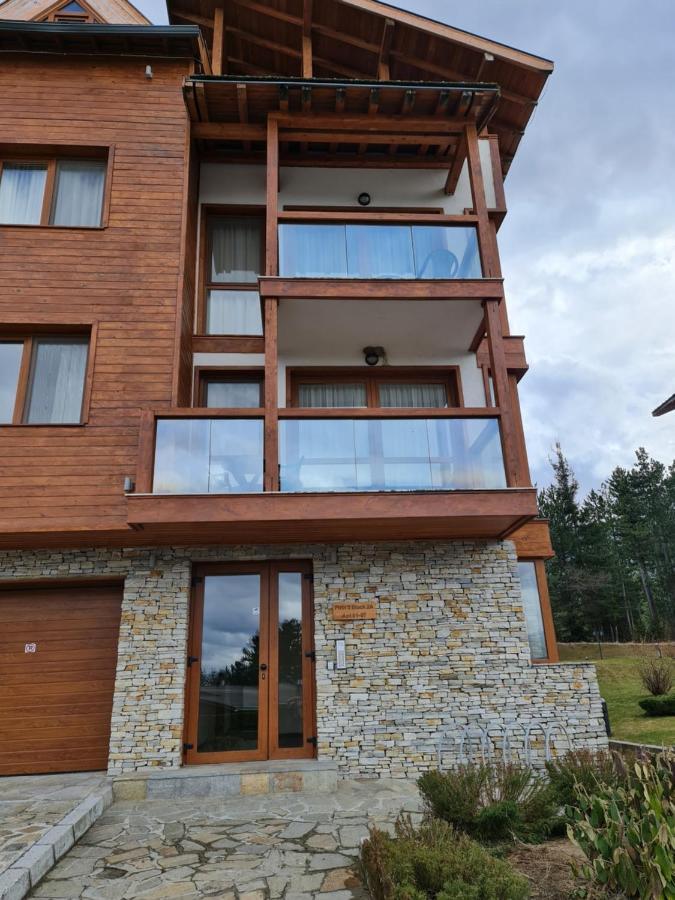 Pirin Golf Apartment Home With Private Garden Bansko Zewnętrze zdjęcie